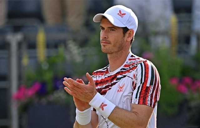 终盯着篮筐 终盯着篮筐